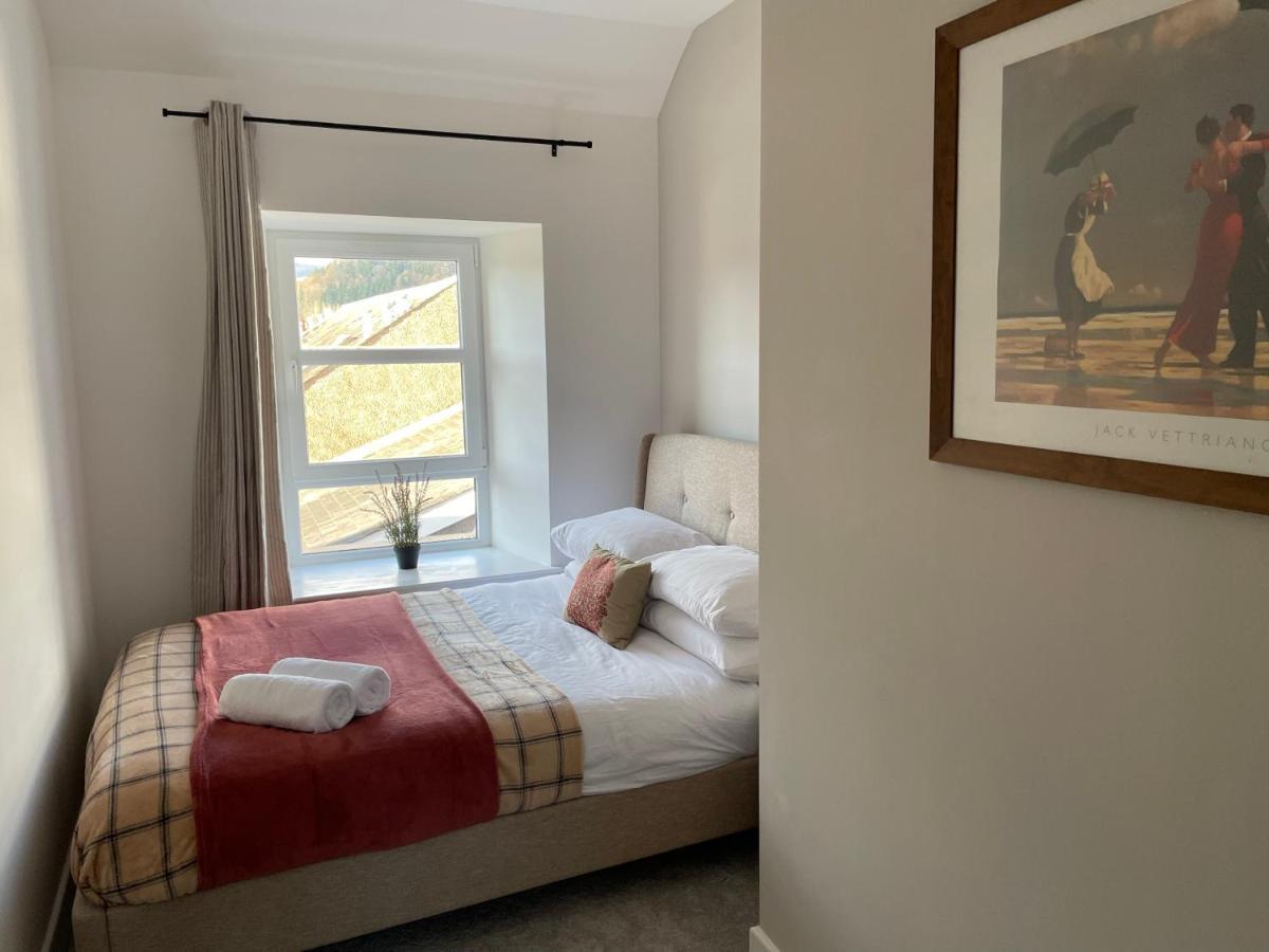 Stunning Apartment In 칼란더 외부 사진